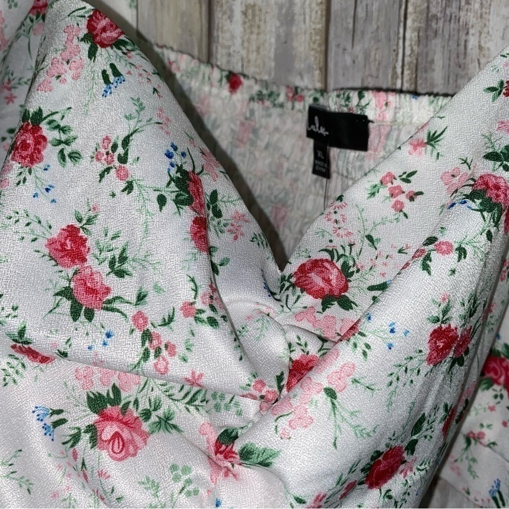 Lulus Cute Factor White Floral Puff Sleeve Crop Top Cottagecore XL NWOT - Picture 3 of 6